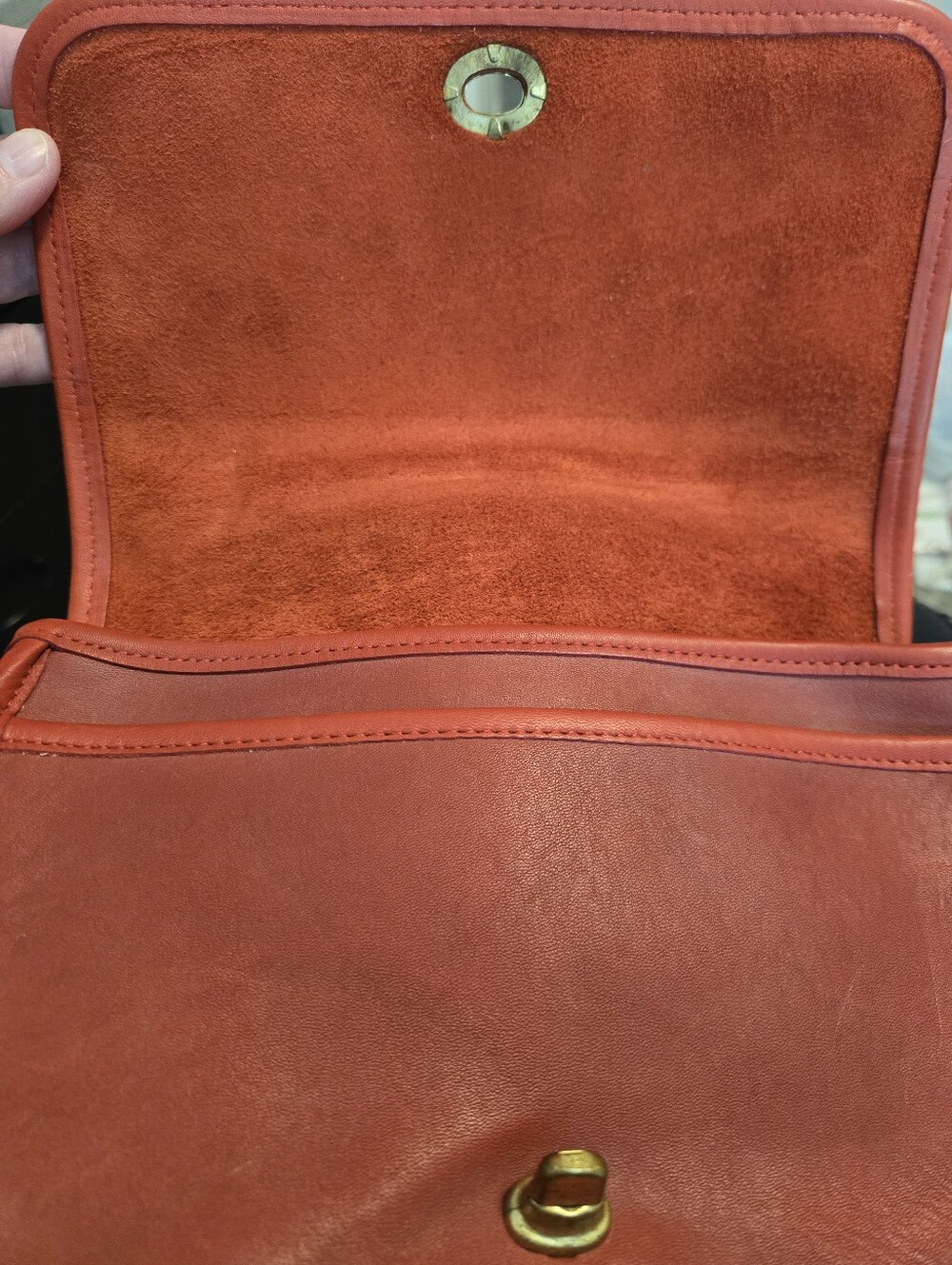 Vintage Coach Leather Penny Pocket Bag Cross Body Pre-1994 Turnlock Closure - Picture 8 of 12